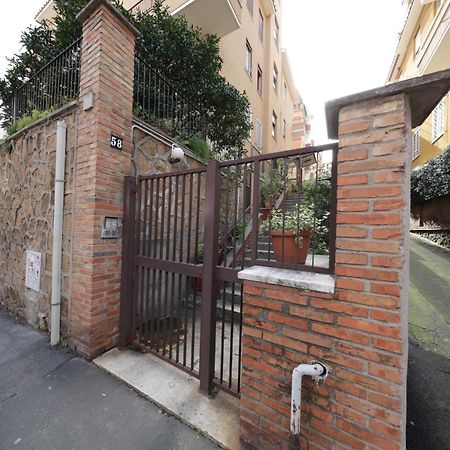 San Pietro City Center Close To The Subway Roma Esterno foto